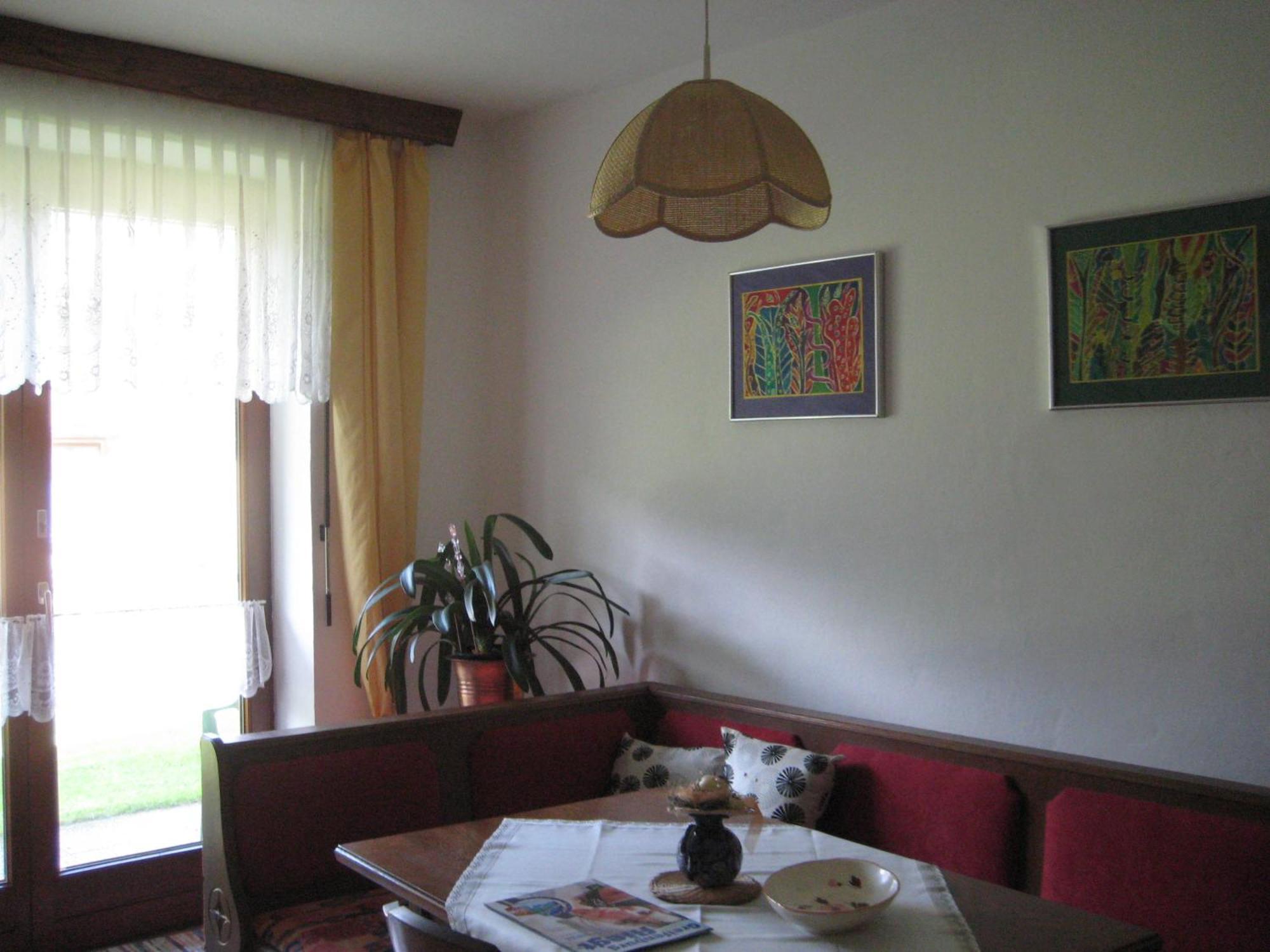 Ferienhaus Maier Apartment Lind Phòng bức ảnh